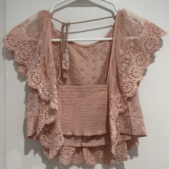 5/$30 Altar’d State Pink Lace Eyelet Crop Top | Flutter Sleeve Boho Size Small - Picture 5 of 5